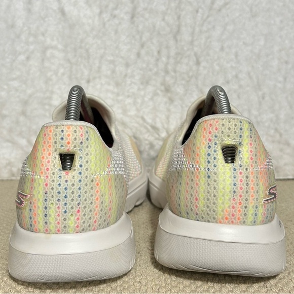 Skechers Womens Go Walk Evolution Ultra Gladden Slip On Comfort Shoes SZ 8.5 - Picture 4 of 11